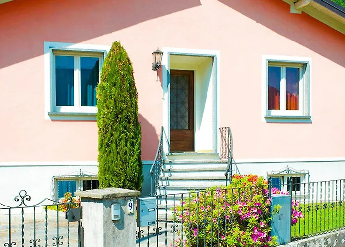 Casa Ponte Ballerino 別荘 カンノビオ