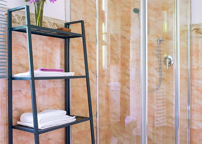 Casa Ponte Ballerino 別荘 カンノビオ